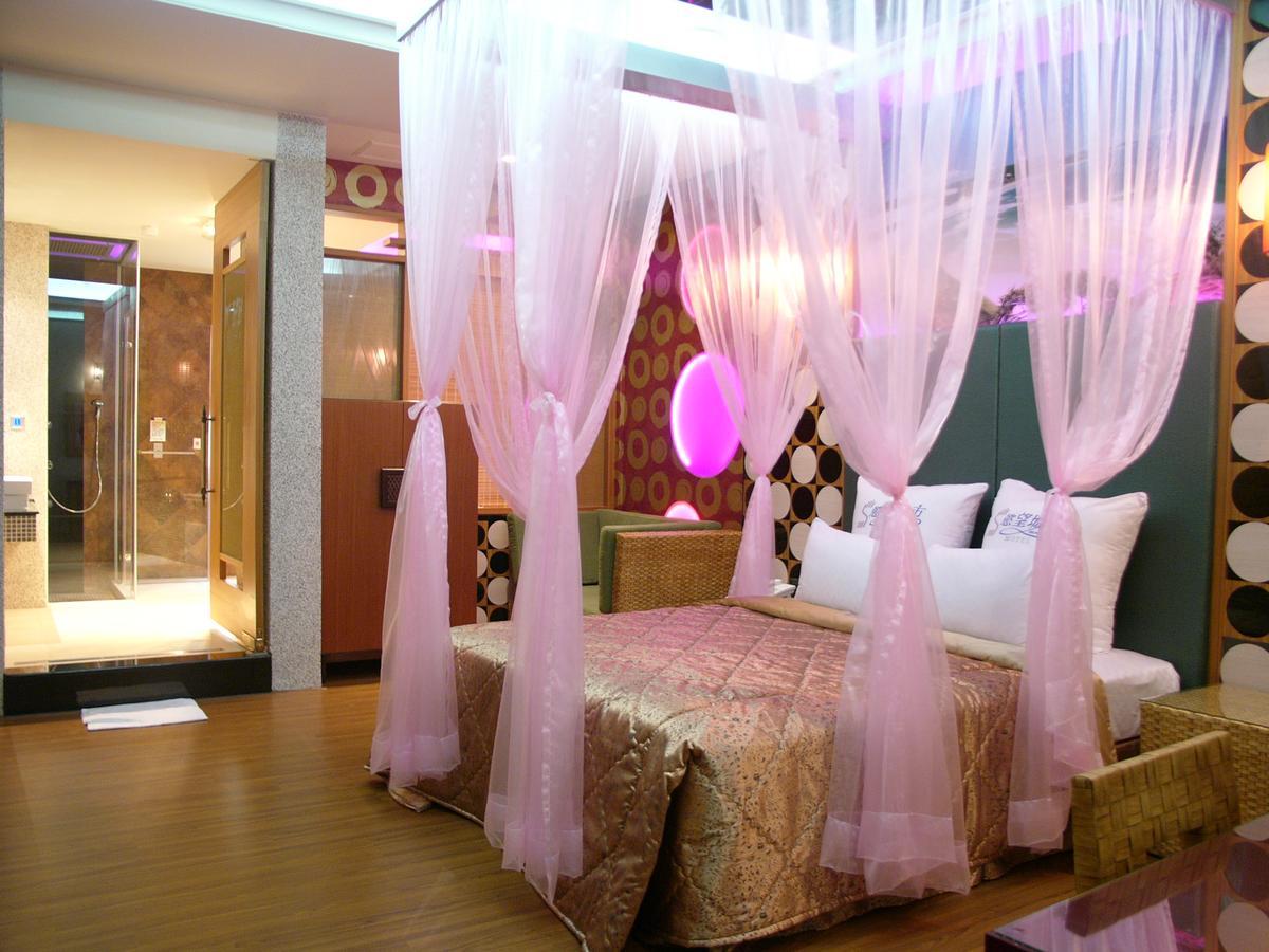 Sexy City Motel Tainan Exterior foto